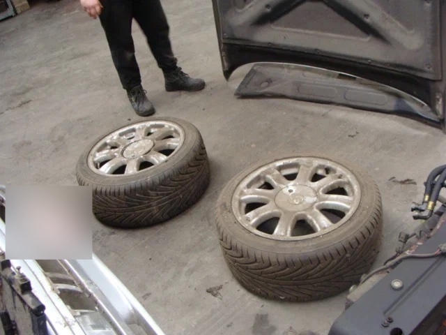 Maserati Quattroporte argent, vendue pour pièces, photo 14 sur 16